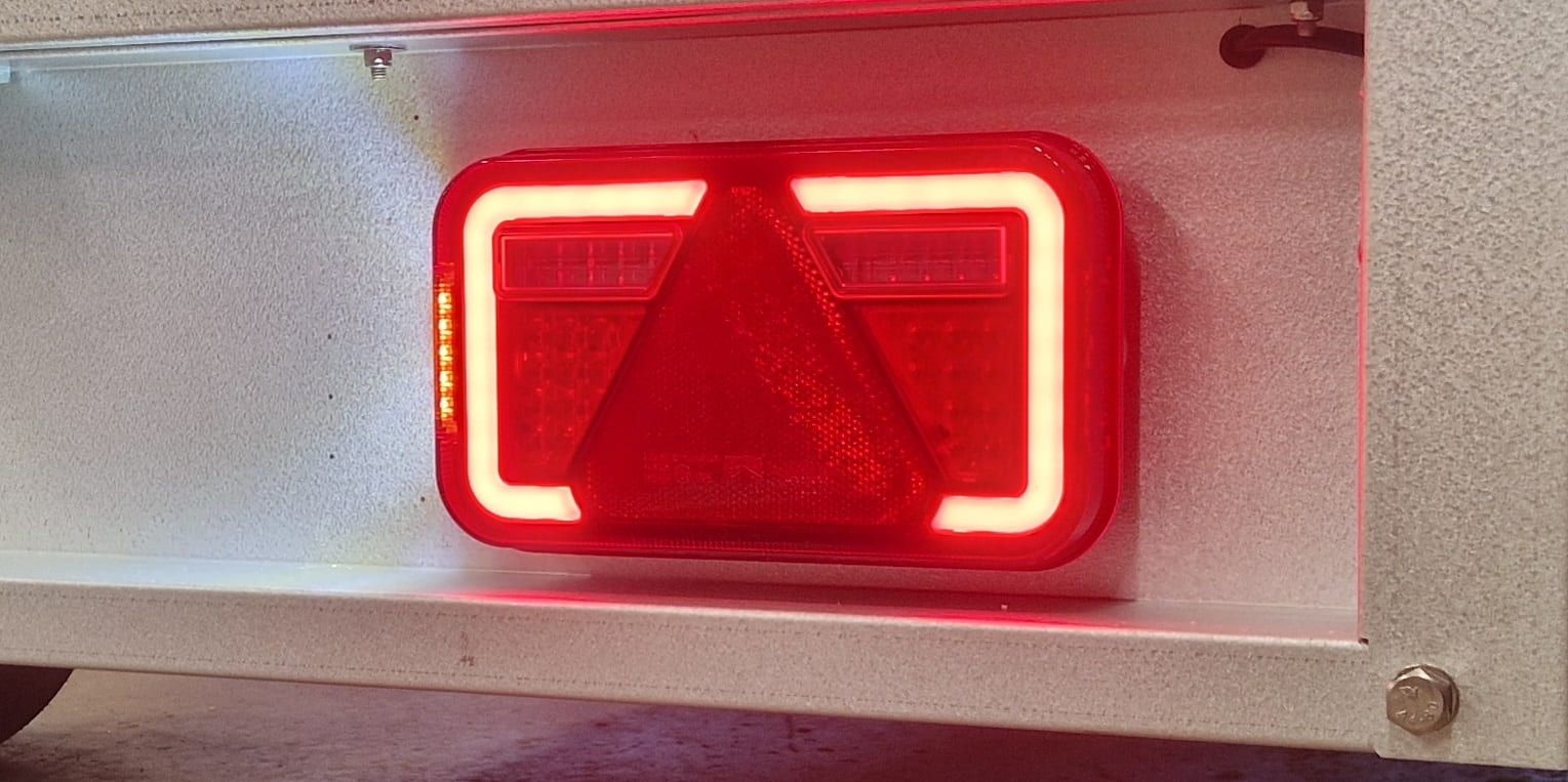 Gaupen LED-lys. Fabrikkmontert. Med markeringslys – bilde 1